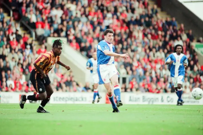 Framed Print : Bradford 2-2 Middlesbrough, League Division One match at Valley Parade Framed Print : Bradford 2-2 Middlesbrough, League Division One match at Valley Parade