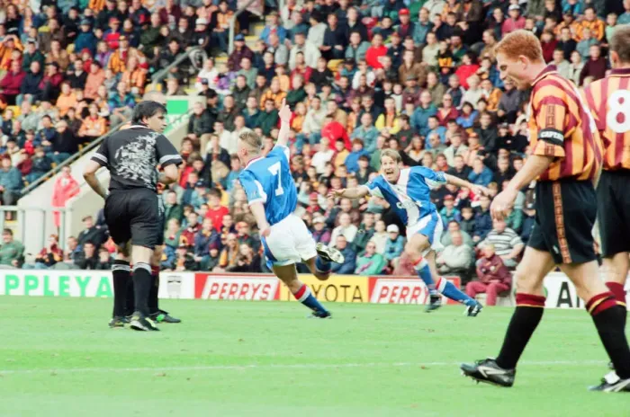 Framed Print : Bradford 2-2 Middlesbrough, League Division One match at Valley Parade Framed Print : Bradford 2-2 Middlesbrough, League Division One match at Valley Parade
