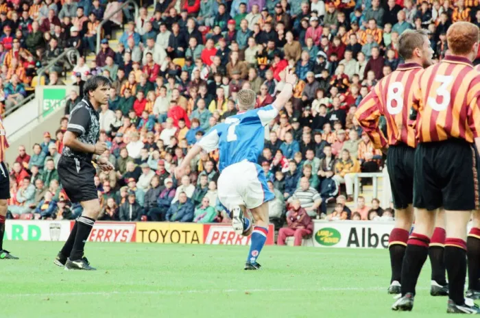 Framed Print : Bradford 2-2 Middlesbrough, League Division One match at Valley Parade Framed Print : Bradford 2-2 Middlesbrough, League Division One match at Valley Parade