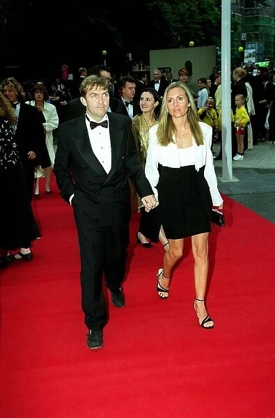 Bradley Walsh Comedian  /  TV Presenter July 1998 Arriving for the premiere of Doctor