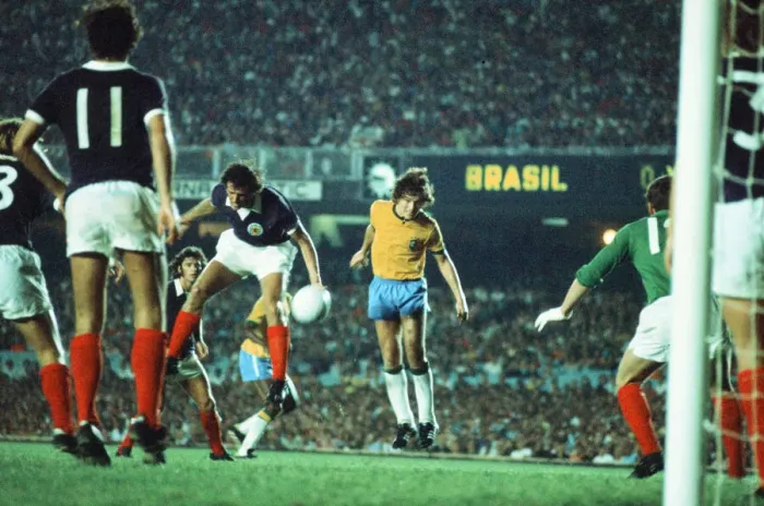 Framed Print : Brazil 1-0 Scotland, 1972 Brazil Independence Cup, final stage Framed Print : Brazil 1-0 Scotland, 1972 Brazil Independence Cup, final stage