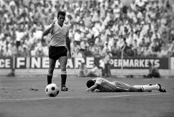 Brazil v. Uruguay: World Cup Semi-Final. July 1970 70-5871
