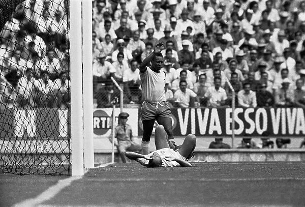 Brazil vs Czechoslovakia 1970 World Cup Group C. Brazil won 4-1 On the eve of