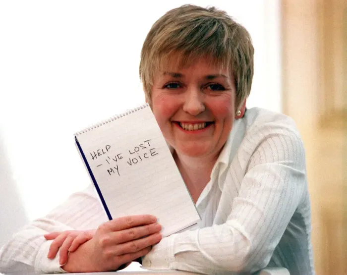 Framed Print : Brenda Patterson TV Presenter at home January 1998 after losing her voice