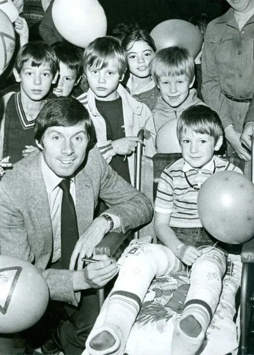 Framed Print : Brendan Foster advertising the Play It Safe Campaign launched at Gateshead which aims to Framed Print : Brendan Foster advertising the Play It Safe Campaign launched at Gateshead which aims to