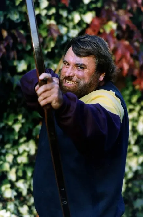 Framed Print : Brian Blessed Actor pulls an 80lb crossbow