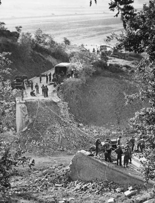 Framed Print : Bridge to Casalbordino destroyed by retreating Germans. 4th December 1943 Framed Print : Bridge to Casalbordino destroyed by retreating Germans. 4th December 1943