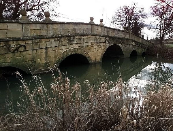 The bridge over the river Stour at Honington