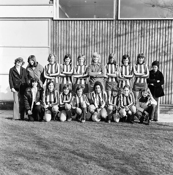 Brighton and Hove Albion Ladies Football Team. L-R Back row: Skull, Carr, Jenkins, Davies