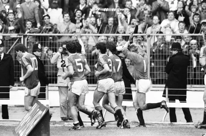 Framed Print : Brighton & Hove Albion v Manchester United FA Cup Final at Wembley Stadium Framed Print : Brighton & Hove Albion v Manchester United FA Cup Final at Wembley Stadium
