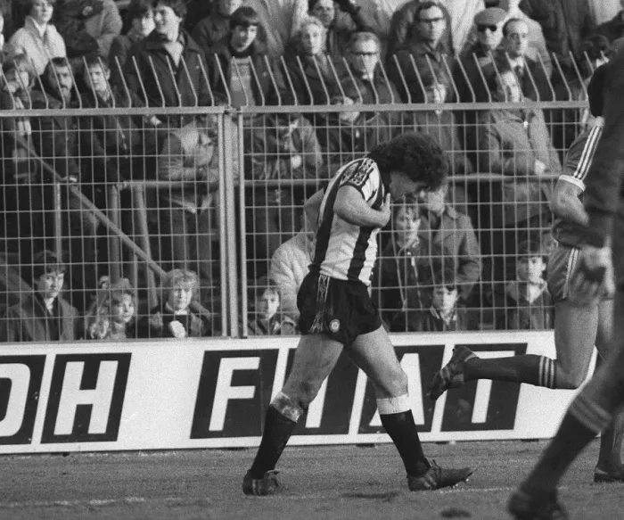 Framed Print : Brighton v Newcastle United in the FA Cup 3rd Round match January 1983 Kevin