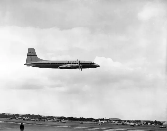 Framed Print : The Bristol Britannia MK100 in flight during the Farnborough air-show Framed Print : The Bristol Britannia MK100 in flight during the Farnborough air-show