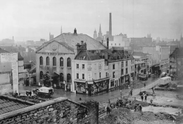 Framed Print : Bristol Post war, 1950 Rebuilding work on Old King Street Framed Print : Bristol Post war, 1950 Rebuilding work on Old King Street