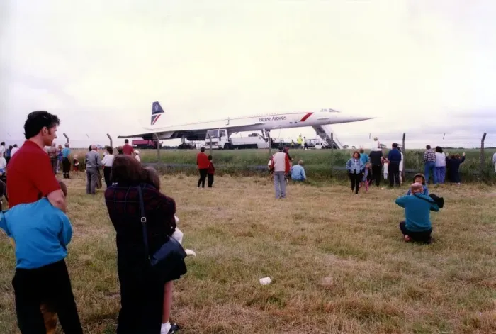 Framed Print : British Airways Concorde aircraft / airliner G-BOAB visits Newcastle Airport Framed Print : British Airways Concorde aircraft / airliner G-BOAB visits Newcastle Airport
