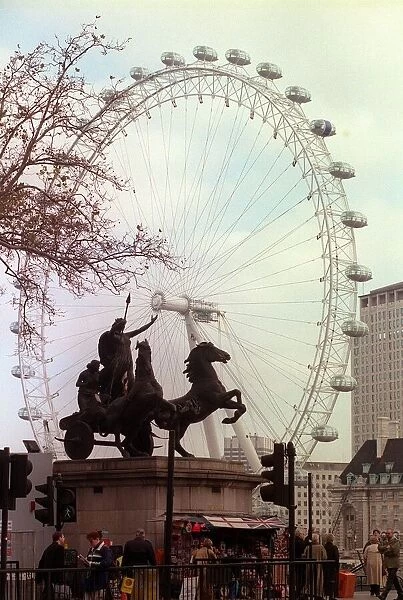 British Airways London Eye Millennium Ferris Wheel Nov 1999 The giant ferris wheel