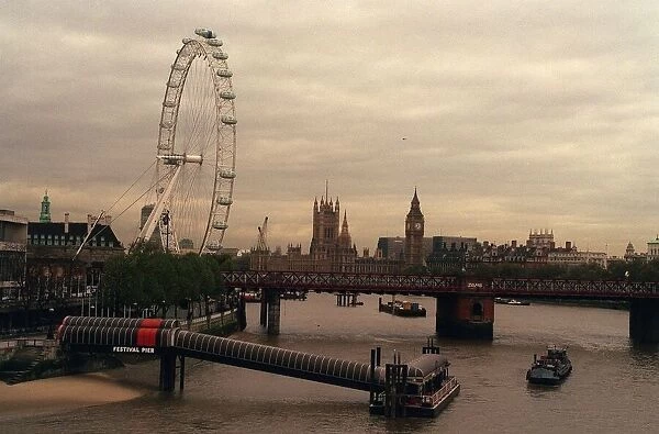 British Airways London Eye Millennium Ferris Wheel Nov 1999 The last capsule is