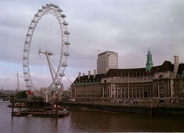 British Airways London Eye Millennium Ferris Wheel, November 1999 The last capsule
