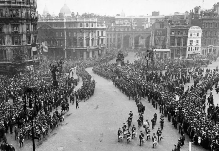 Framed Print : British and Allied troops seen here march through Trafalgar Square during the Victory