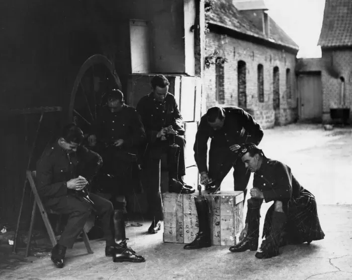 Framed Print : British army batmen of the British Expeditionary Force service in France during Framed Print : British army batmen of the British Expeditionary Force service in France during