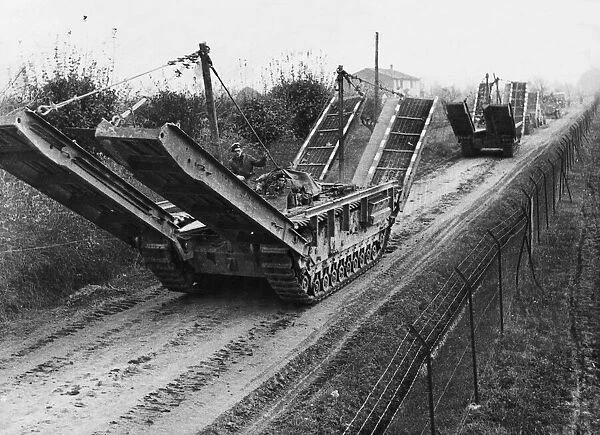 British Armys new self propelled bridges. Twaby Ark bridging tanks moving