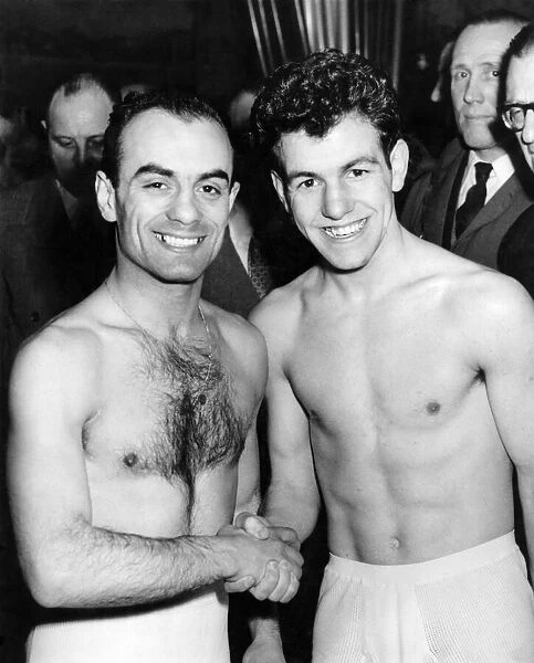 British and Empire flyweight boxing champion Dai Dower (right
