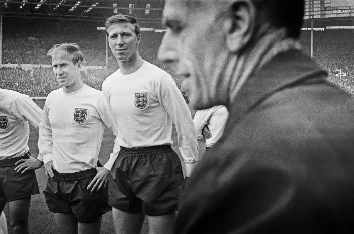 Framed Print : British Home Championship match at Wembley Stadium. England 2 v Scotland 2 Framed Print : British Home Championship match at Wembley Stadium. England 2 v Scotland 2