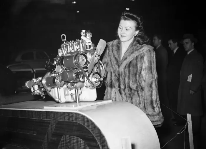 Framed Print : British International Motor Show, held at Earls Court, London, 17th to 27th October 1951 Framed Print : British International Motor Show, held at Earls Court, London, 17th to 27th October 1951