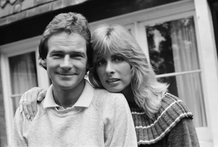 Framed Print : British Motorcycle road racer Barry Sheene at home with girlfriend Stephanie McLean Framed Print : British Motorcycle road racer Barry Sheene at home with girlfriend Stephanie McLean