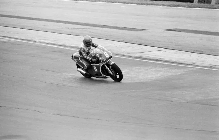 Framed Print : British Motorcycle road racer Barry Sheene takes part in his first serious workout with a