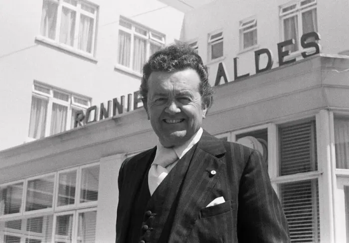 Framed Print : British musician Ronnie Ronalde pictured outside his hotel in St Martin, Guernsey Framed Print : British musician Ronnie Ronalde pictured outside his hotel in St Martin, Guernsey