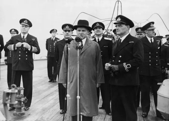 Framed Print : The British Navys Gift to Russia during the Second world War