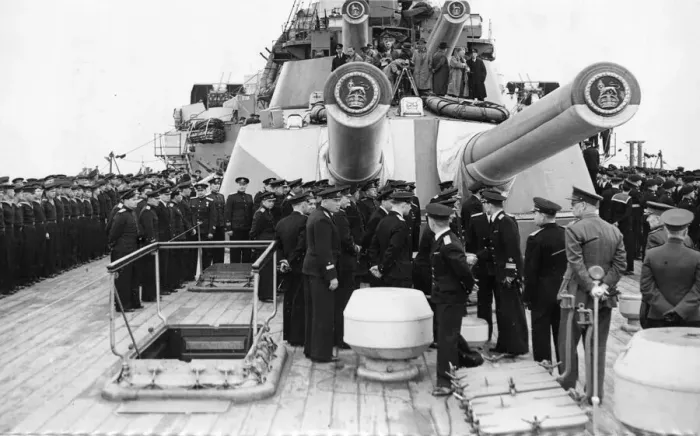 Framed Print : The British Navys Gift to Russia during the Second world War