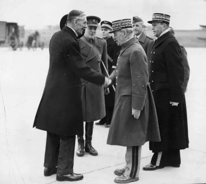 Framed Print : British Prime Minister Neville Chamberlain pays a visit to the soldiers of the British