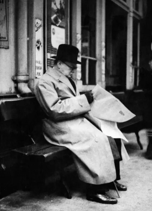 Framed Print : British Prime Minister Winston Churchill reading a newspaper on the platform at St
