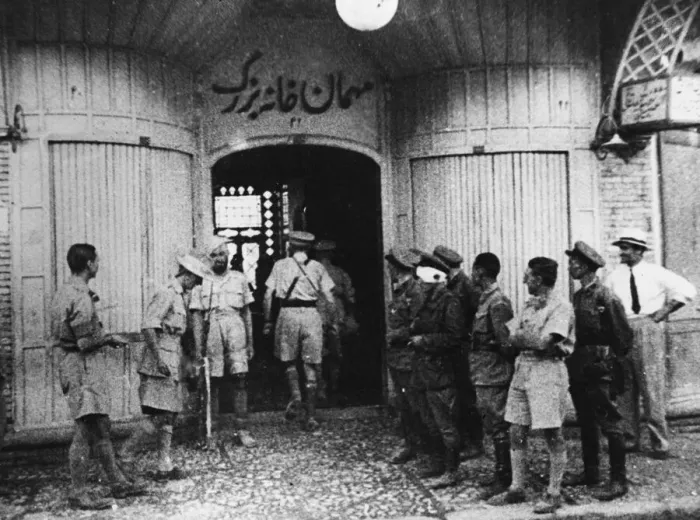 Framed Print : British and Red Army soldiers meet at Grand Hotel in a town in Iran Framed Print : British and Red Army soldiers meet at Grand Hotel in a town in Iran