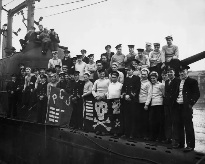 Framed Print : British Royal Navy submarine HMS Porpoise returns to its base in Portsmouth