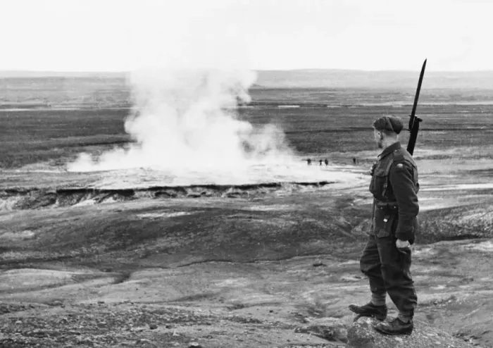 Framed Print : British soldier in Iceland during Second World War. 13th June 1941 Framed Print : British soldier in Iceland during Second World War. 13th June 1941