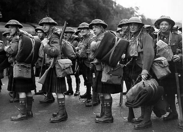 British soldiers leave for France. Circa 1940
