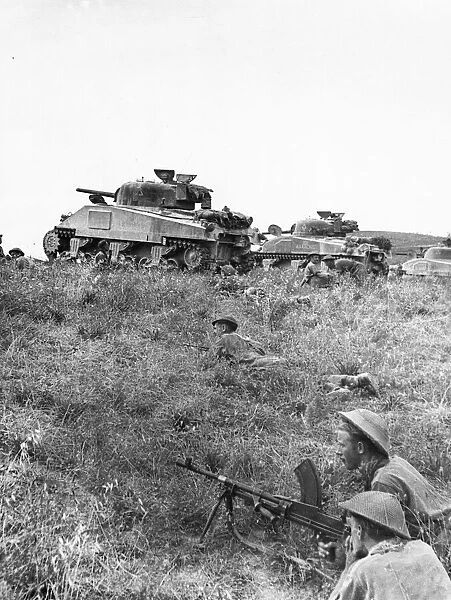 British troops from the 8th Army approach the Gothic Line before the breakthrough