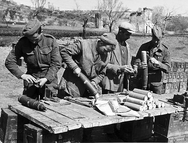 British troops filling shells with propaganda leaflets which are fired at enemy