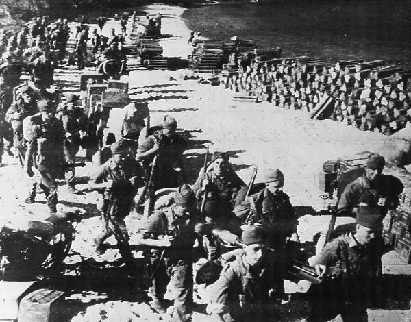 British troops land in Albania. Allied seaborne and airborne forces