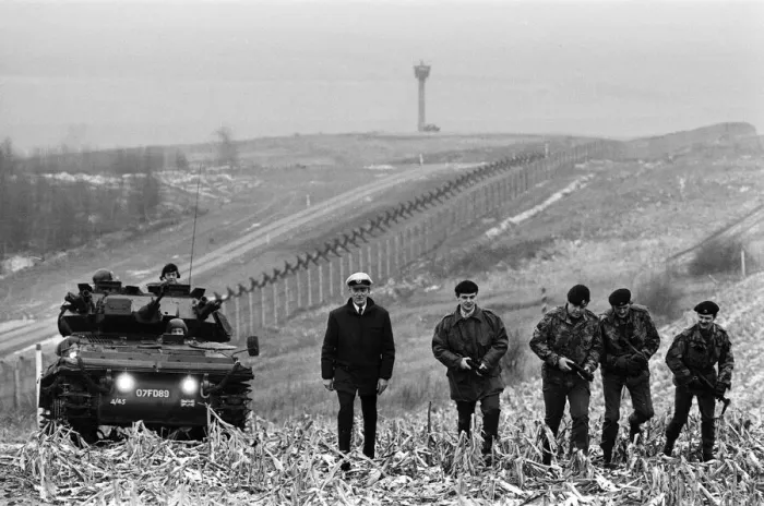 Framed Print : British troops patrolling the Berlin Wall between East and West Germany