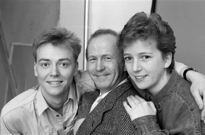 Framed Print : BRMB Breakfast team, Simon Davies and Deborah Kinch joining BRMB Framed Print : BRMB Breakfast team, Simon Davies and Deborah Kinch joining BRMB
