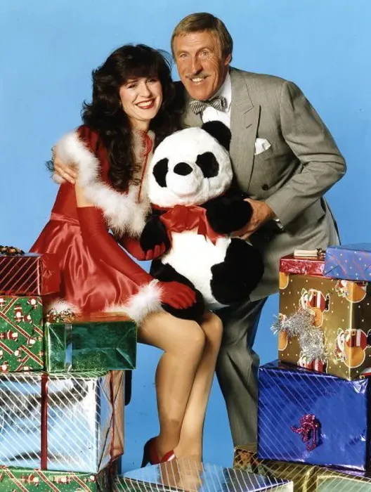  : Bruce Forsyth BBC TV Personality with Rosemary Ford