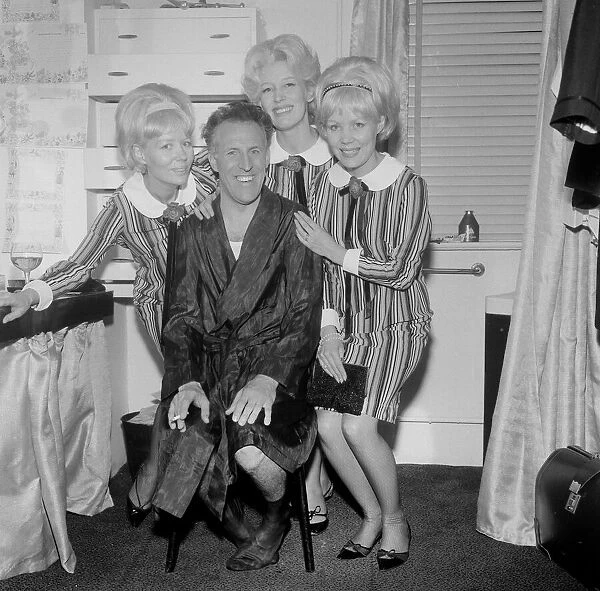 Bruce Forsyth with The Beverly Sisters. Picture taken at The Talk of
