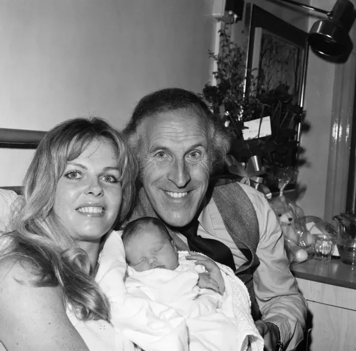 Framed Print : Bruce Forsyth pictured with his wife Anthea Redfern after she gave birth to their first