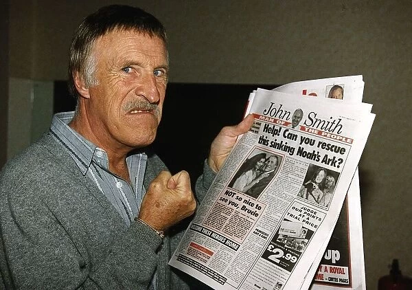 Bruce Forsyth Shows His Dissapproval At John Smiths Article Dbase Mirrorpix
