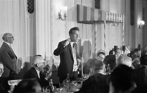 Bruce Forsyth speaking at the Variety Club lunch. 8th March 1960