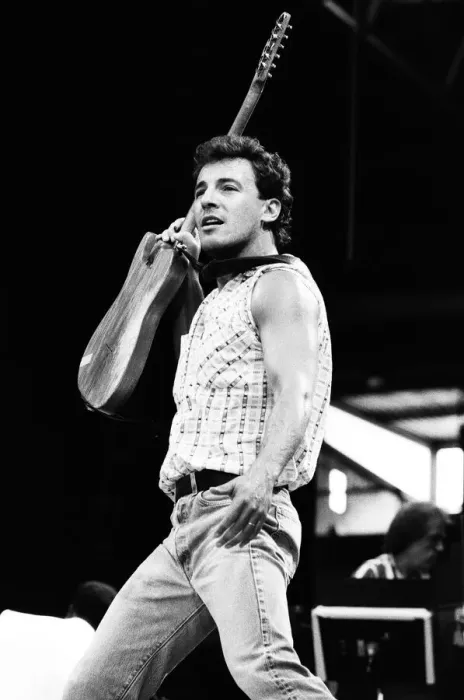 Framed Print : Bruce Springsteen in concert at Wembley, London, 3rd July 1985