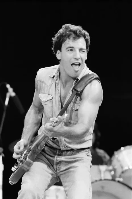 Framed Print : Bruce Springsteen performs at Wembley Stadium, London, United Kingdom Framed Print : Bruce Springsteen performs at Wembley Stadium, London, United Kingdom